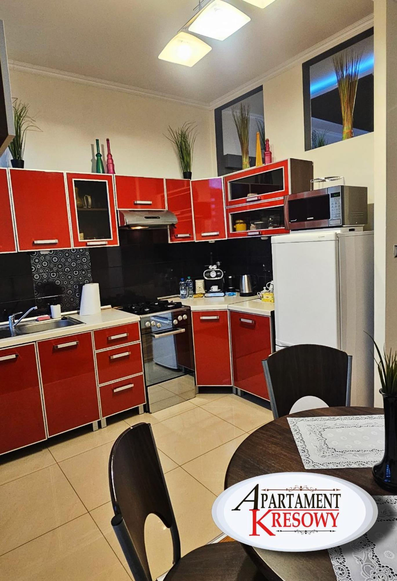 Apartament Kresowy Parter 3 Pokoje Duza Lazienka Kabino-Wanna Spa Wi Fi Ekspres 2X Smart Tv Antresola Parking Free Plac Zabaw Bilet Na Aquapark 150M W Cenie Хрубешов Екстериор снимка