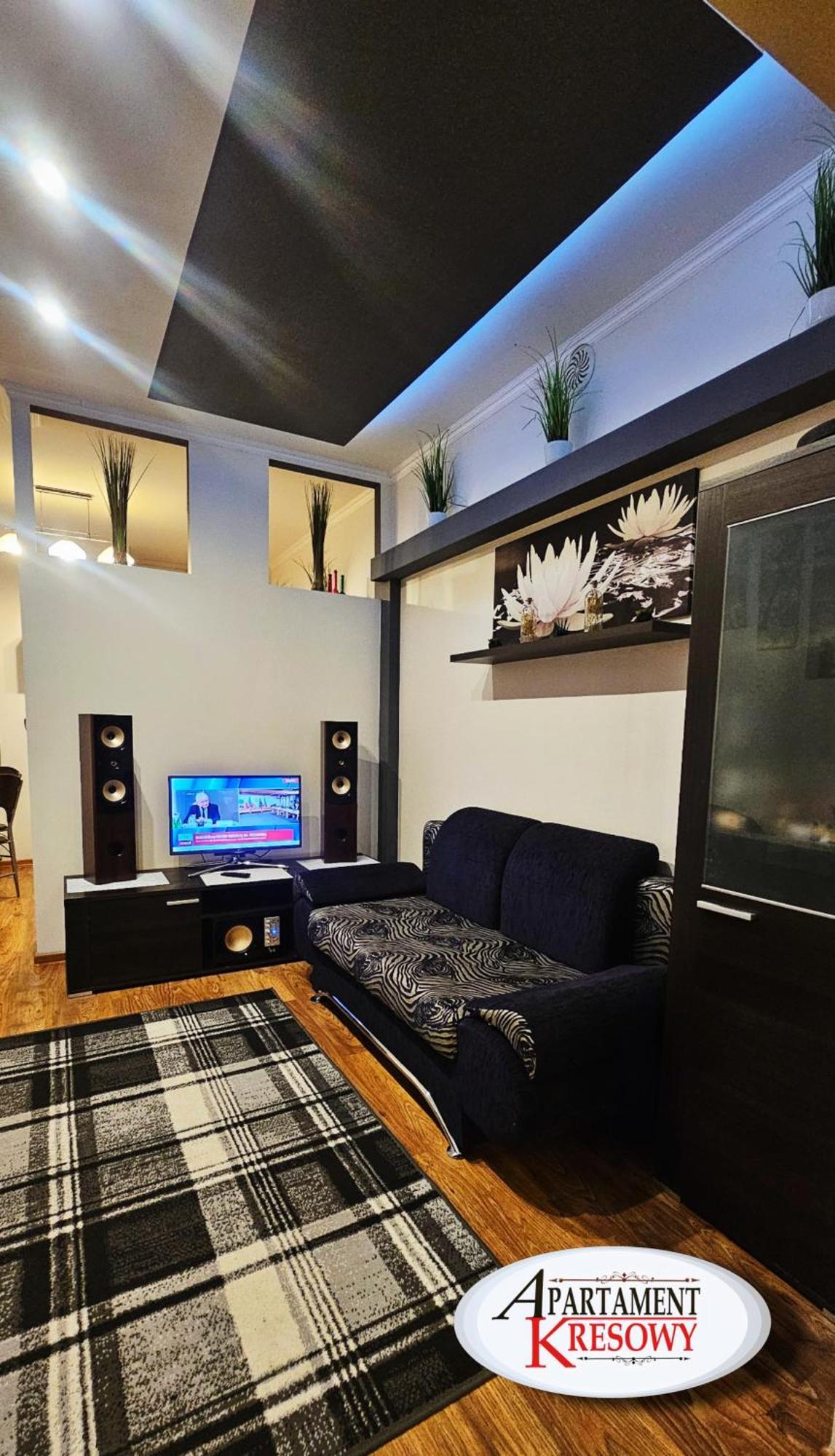 Apartament Kresowy Parter 3 Pokoje Duza Lazienka Kabino-Wanna Spa Wi Fi Ekspres 2X Smart Tv Antresola Parking Free Plac Zabaw Bilet Na Aquapark 150M W Cenie Хрубешов Екстериор снимка